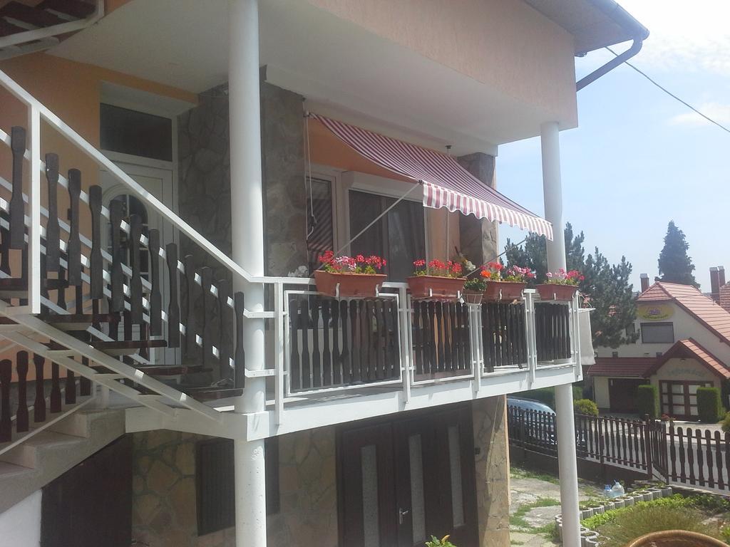 Friends Villa Apartments Hévíz المظهر الخارجي الصورة