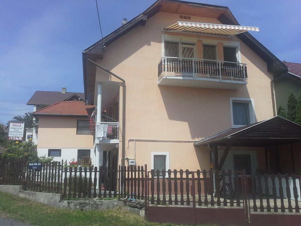 Friends Villa Apartments Hévíz المظهر الخارجي الصورة