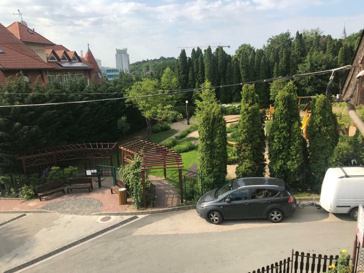 Friends Villa Apartments Hévíz المظهر الخارجي الصورة